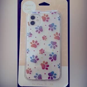 NWT Multi color Paw printed iPhone 11/XR case.
